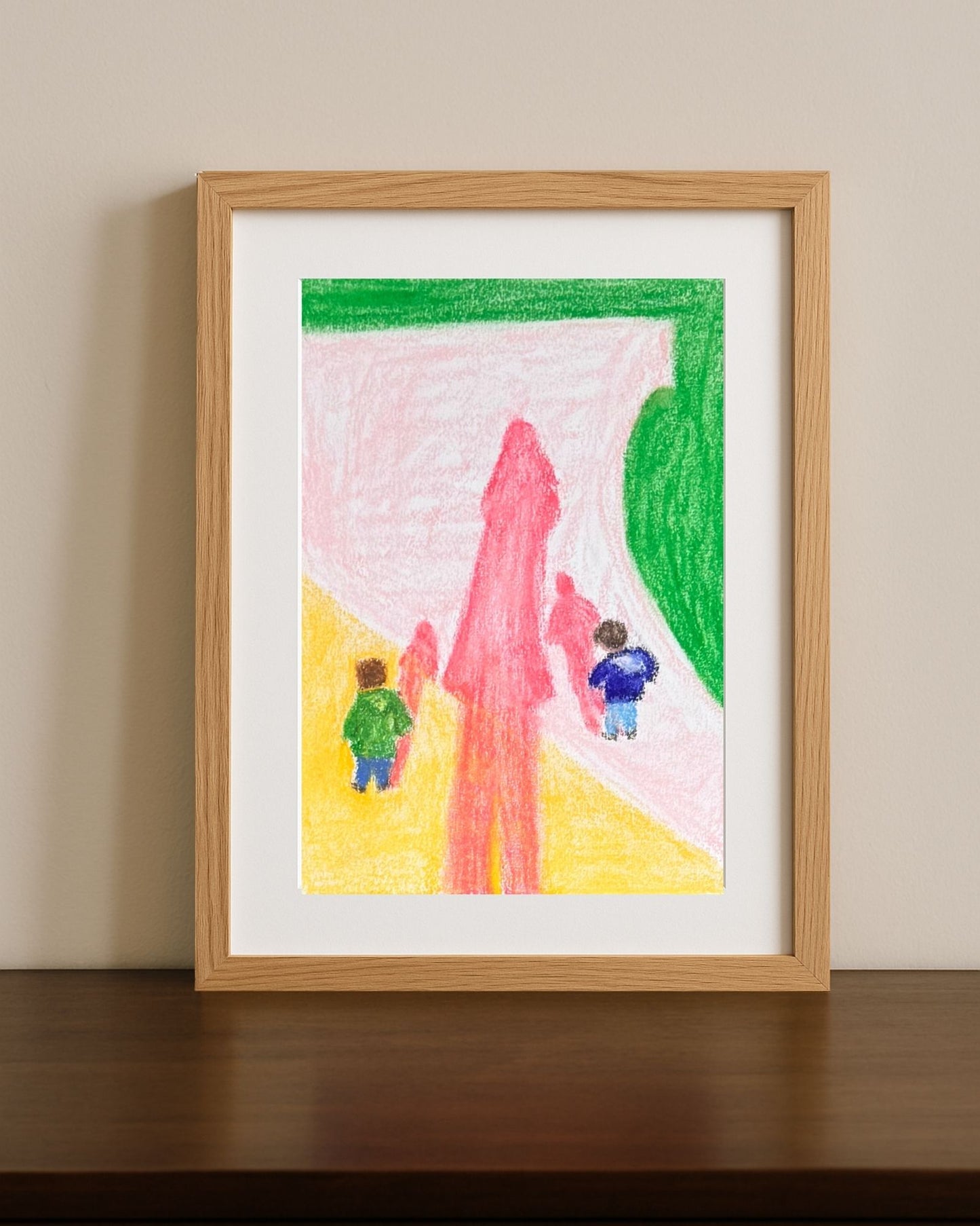 Dessin original aux pastels à l'huile sur papier représentant une ballade au parc d'une mère et ses deux enfants. Format A4 dessiné par laurie George - Elle aime les couleurs.