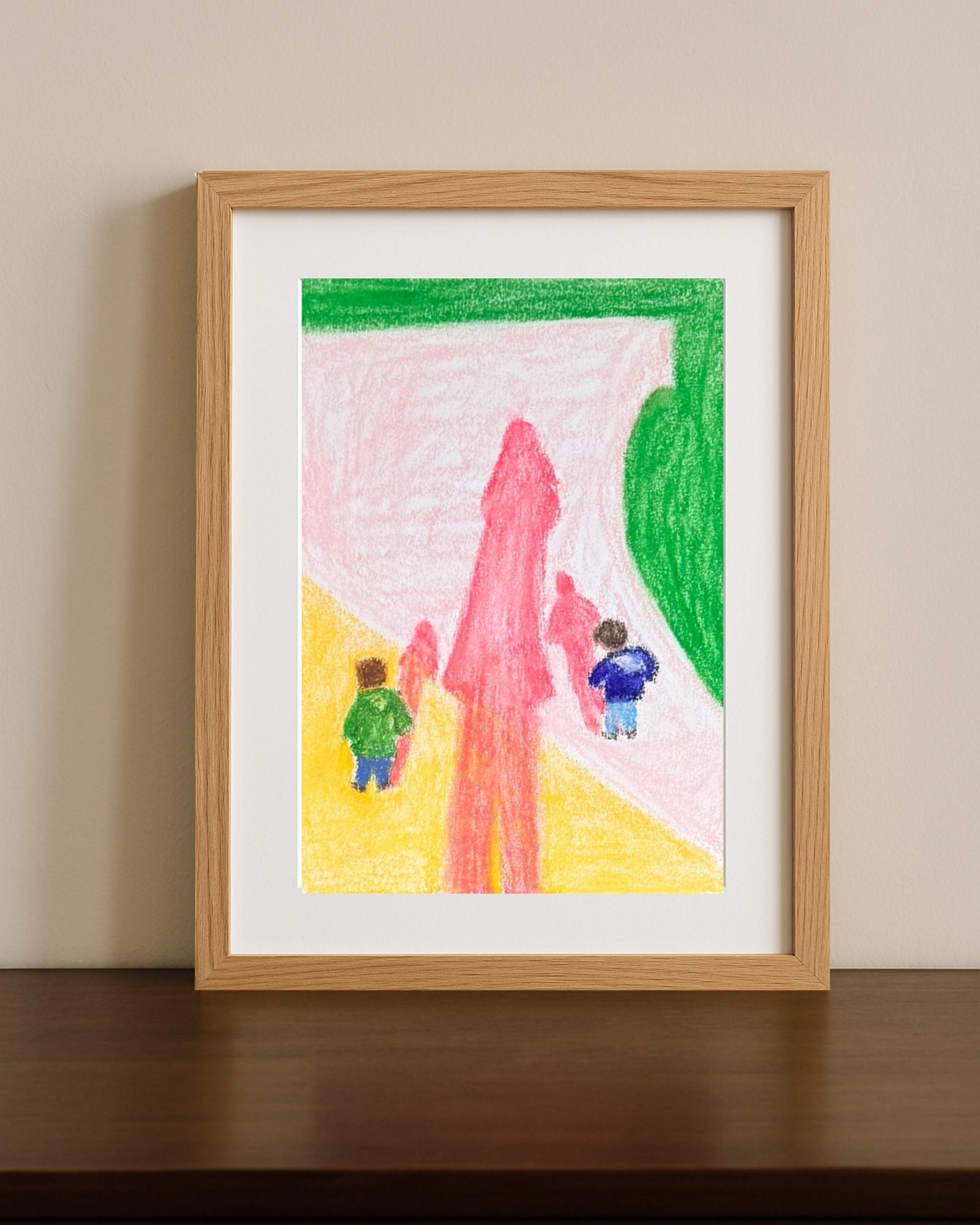 Dessin original aux pastels à l'huile sur papier représentant une ballade au parc d'une mère et ses deux enfants. Format A4 dessiné par laurie George - Elle aime les couleurs.